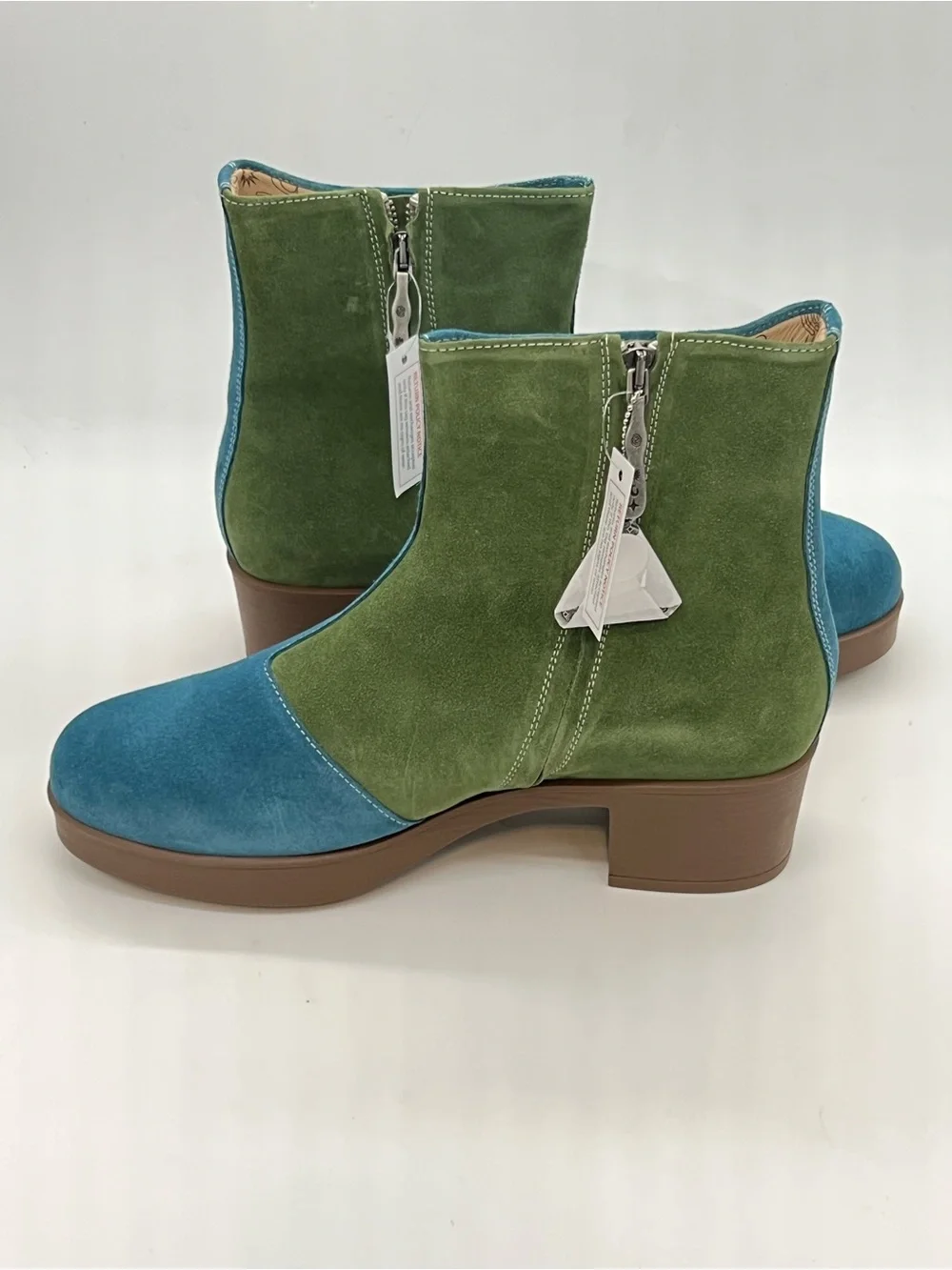 Lazo Siren ankle boots in Blue and Green Suede